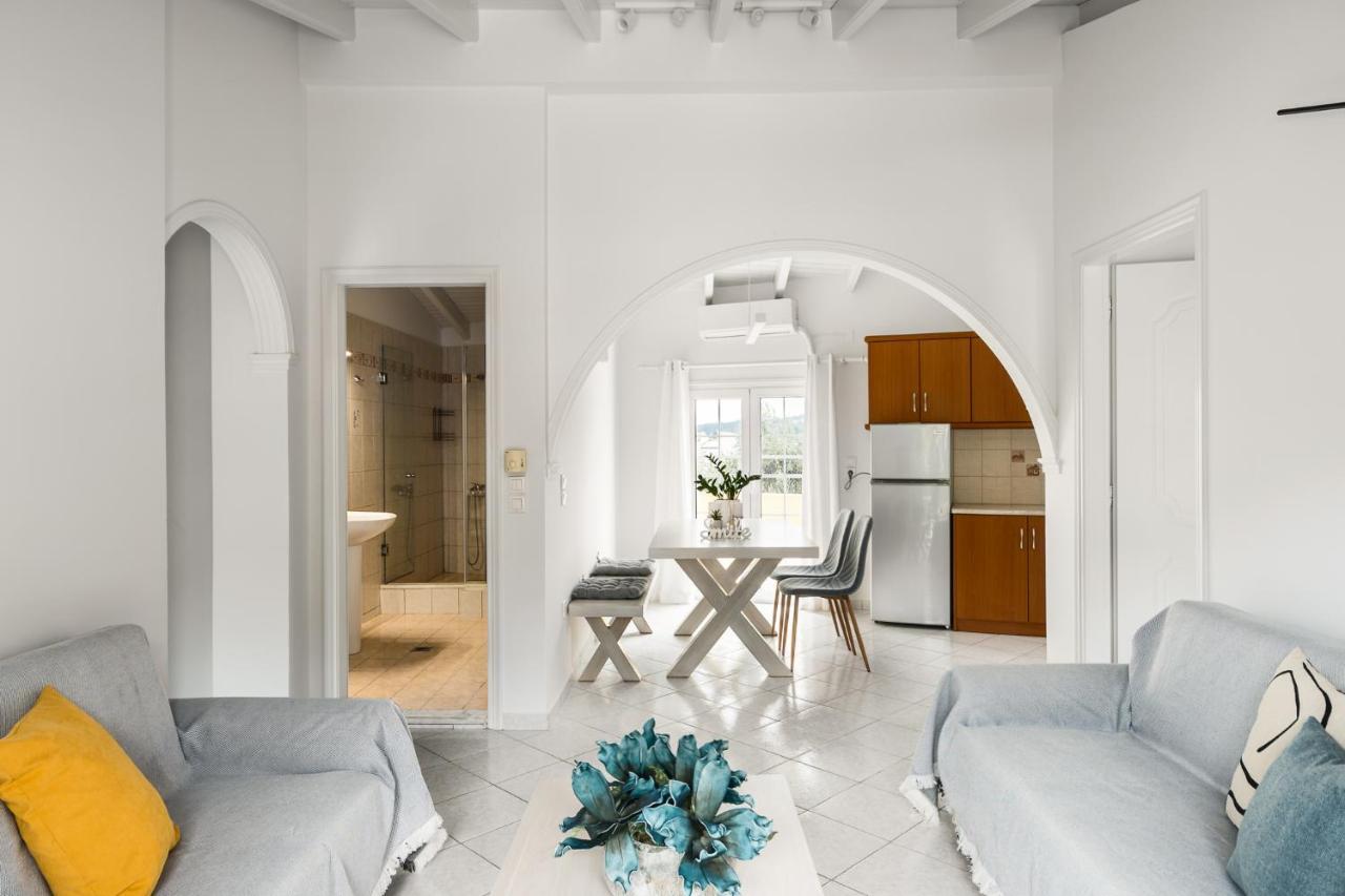 The Seaview Corner Apartments By Konnect, Ipsos Corfu Luaran gambar
